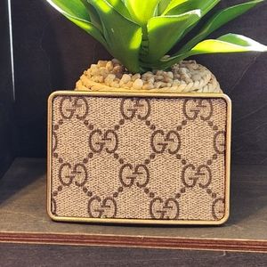 Upcycle Designer Belt Buckles.